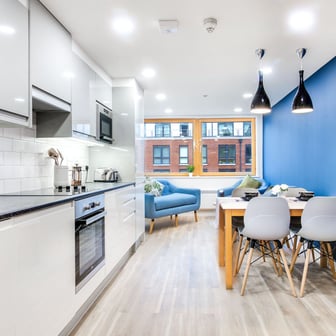 Silver En Suite - Image 6